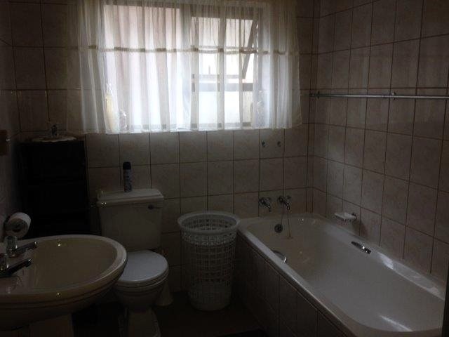 4 Bedroom Property for Sale in Dana Bay Western Cape